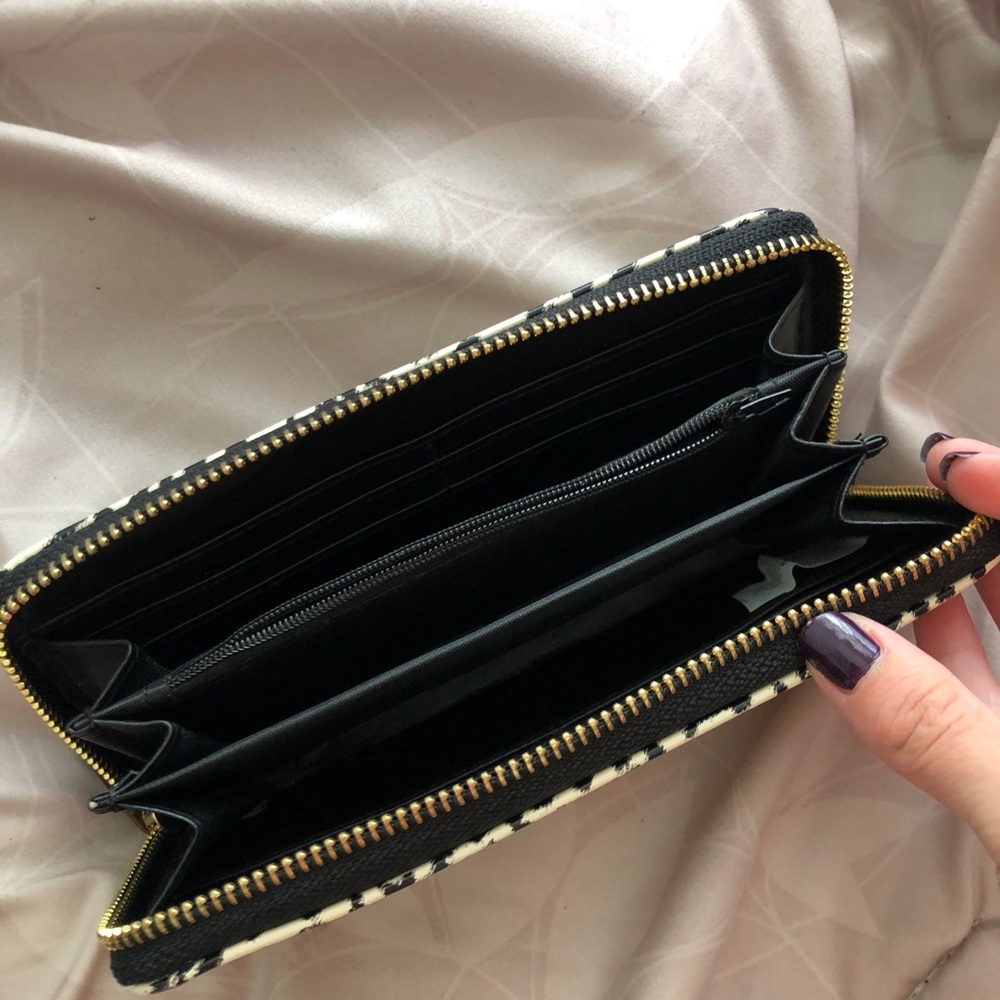 Cheetah Wallet - Picture 3 of 7
